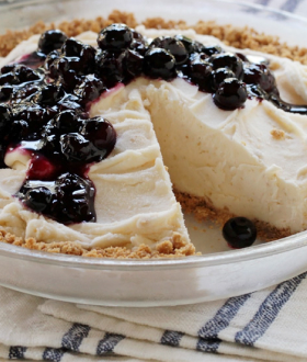 Edy's ice cream pie with blueberries